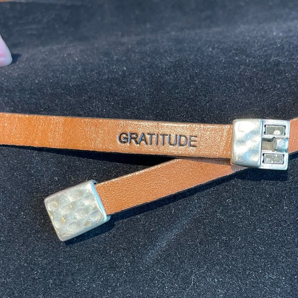Leather Wrap Bracelet w/ Gratitude NEW - Picture 2 of 4